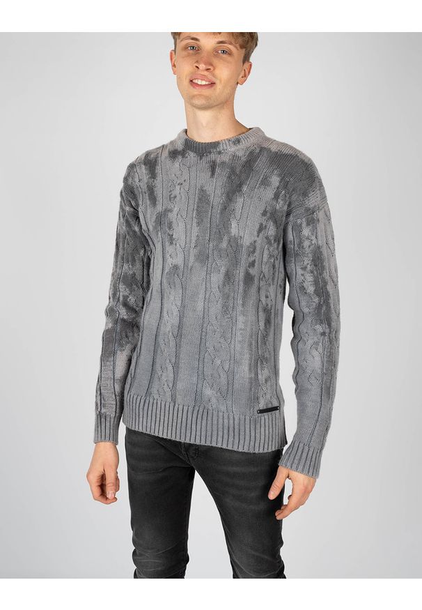 Takeshy Kurosawa Sweter | 83063 | Maglia Treccia Sfumata | Mężczyzna | Szary. Okazja: na co dzień. Kolor: szary. Materiał: wełna, poliamid, bawełna. Wzór: aplikacja, ze splotem. Styl: casual