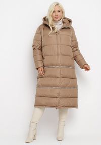 Born2be - Beżowa Pikowana Kurtka Płaszcz z Regulacją Długości Mutileni. Kolor: beżowy. Wzór: aplikacja. Styl: klasyczny #9