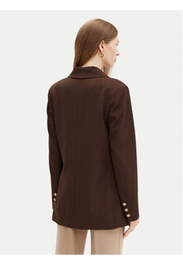 Guess Marynarka W5RN49 WGX02 Brązowy Regular Fit. Kolor: brązowy. Materiał: syntetyk