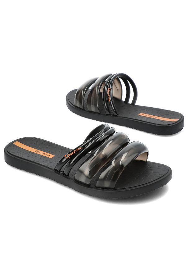 Czarne Klapki Ipanema Płaskie Obuwie Damskie. Okazja: na spacer, na plażę, na co dzień. Kolor: czarny. Sezon: lato. Styl: casual, elegancki
