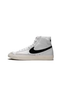 Buty do chodzenia męskie Nike Blazer Mid 77 Vintage. Wysokość cholewki: za kostkę. Zapięcie: sznurówki. Kolor: biały. Materiał: skóra, syntetyk, materiał. Szerokość cholewki: normalna. Sport: turystyka piesza