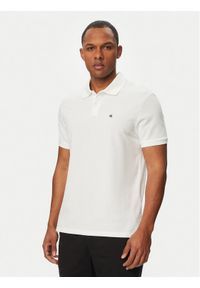 Calvin Klein Polo LV040EM269 Biały Regular Fit. Typ kołnierza: polo. Kolor: biały. Materiał: bawełna #1