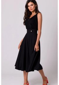 BeWear - Rozkloszowana spódnica z wysokim stanem i kieszeniami czarna. Stan: podwyższony. Kolor: czarny, brązowy. Styl: elegancki #4