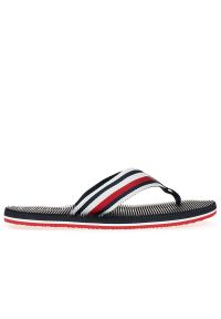 TOMMY HILFIGER - Japonki Tommy Hilfiger Massage Footbed Oly Beach Sandal FM0FM05025-DW5 - granatowe. Kolor: niebieski. Materiał: tkanina. Wzór: paski. Sezon: lato. Styl: wakacyjny, sportowy