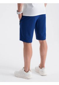 Ombre Clothing - Krótkie spodenki męskie dresowe - niebieskie V1. Okazja: na co dzień. Kolor: niebieski. Materiał: dresówka. Długość: krótkie. Wzór: nadruk. Sezon: wiosna, lato. Styl: klasyczny, casual #6