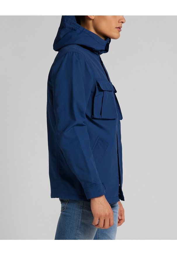 Lee - LEE FISHERMAN ANORAK MĘSKA KURTKA ZIMOWA WASHED BLUE L86UKCLR 112122788. Sezon: zima