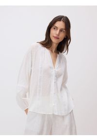 Reserved - Bawełniana koszula z haftowaniem - biały. Kolor: biały. Materiał: bawełna. Wzór: haft #1