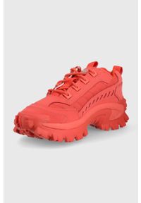 CATerpillar - Caterpillar buty Intruder kolor czerwony. Nosek buta: okrągły. Zapięcie: sznurówki. Kolor: czerwony. Materiał: guma