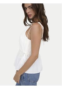 only - ONLY Top Nele 15370325 Biały Regular Fit. Kolor: biały. Materiał: wiskoza #5