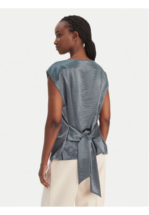 Guess Bluzka W6RH19 W2612 Zielony Regular Fit. Kolor: zielony. Materiał: syntetyk