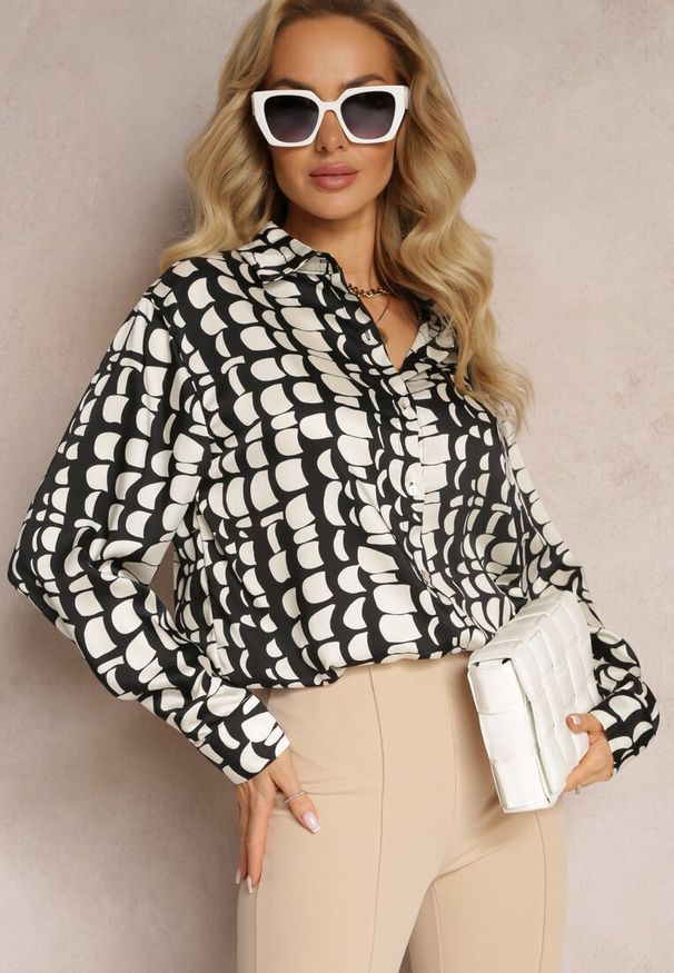 Renee - Czarna Koszula w Abstrakcyjny Geometryczny Wzór Nareena. Okazja: na co dzień. Kolor: czarny. Materiał: jeans. Wzór: geometria. Styl: casual, elegancki