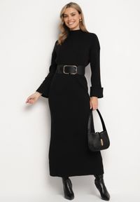 Born2be - Czarna Sweterkowa Sukienka z Wiskozą i Wywiniętymi Rękawami Gebiga. Okazja: na co dzień. Kolor: czarny. Materiał: wiskoza. Styl: klasyczny, elegancki, casual #7