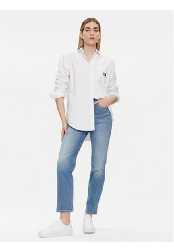 Tommy Jeans Koszula Badge DW0DW17807 Biały Relaxed Fit. Kolor: biały. Materiał: bawełna