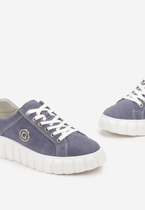 Born2be - Niebieskie Sneakersy Skórzane na Grubej Podeszwie Cremini. Zapięcie: sznurówki. Kolor: niebieski. Materiał: skóra. Szerokość cholewki: normalna. Wzór: aplikacja. Sezon: jesień, wiosna