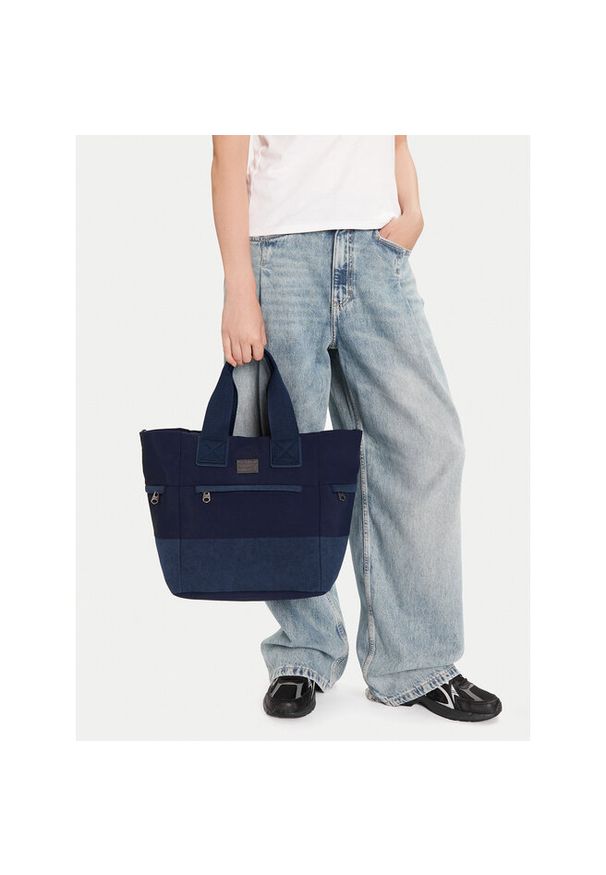 G-Star RAW - Torebka G-Star Raw. Kolor: niebieski