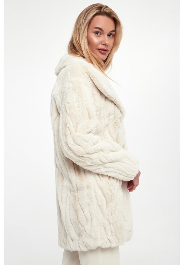 Joseph Ribkoff - Futro damskie JOSEPH RIBKOFF. Materiał: futro