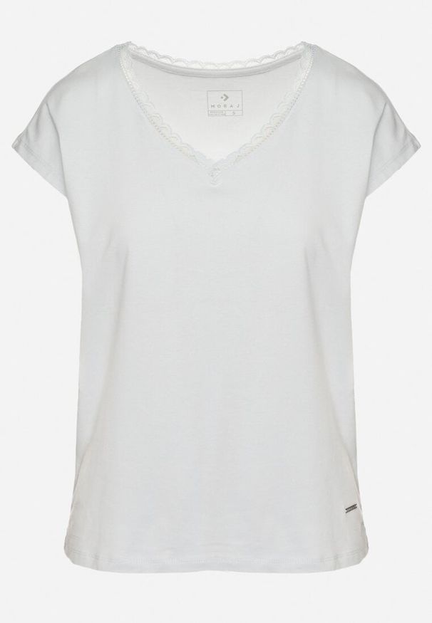 Born2be - Jasnoniebieski Bawełniany T-shirt z Koronką przy Dekolcie Ralettia. Okazja: na co dzień. Kolor: niebieski. Materiał: bawełna, koronka. Wzór: koronka. Styl: casual