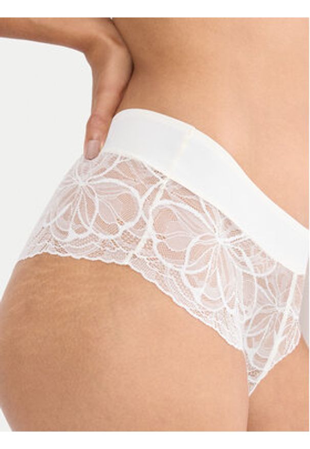 Triumph Bokserki Illusion 10219748 Écru. Materiał: syntetyk