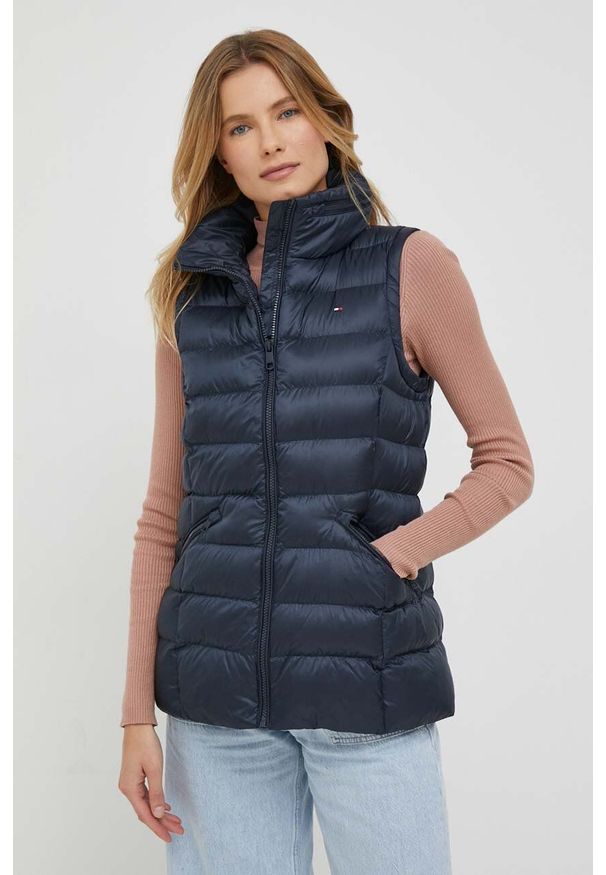 TOMMY HILFIGER - Tommy Hilfiger bezrękawnik damski kolor granatowy zimowy. Kolor: niebieski. Długość rękawa: bez rękawów. Sezon: zima
