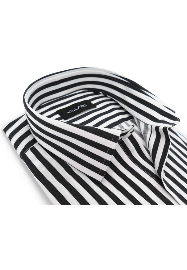 Mmer / Villaro - Koszule męskie - Koszula męska w biało-czarne paski I140. Kolor: wielokolorowy, czarny, biały. Materiał: bawełna, elastan, tkanina. Długość: długie. Wzór: paski