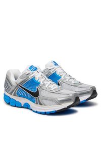 Nike Sneakersy Zoom Vomero 5 Ms FJ4151 100 Szary. Kolor: szary. Materiał: materiał. Model: Nike Zoom #2