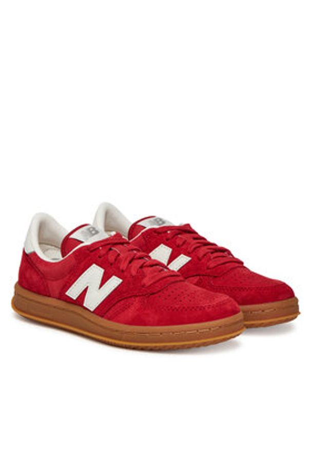 New Balance Sneakersy CT500FB Czerwony. Kolor: czerwony. Materiał: zamsz, skóra