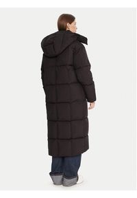 Tommy Jeans Płaszcz zimowy Alaska DW0DW21977 Czarny Relaxed Fit. Kolor: czarny. Materiał: syntetyk. Sezon: zima