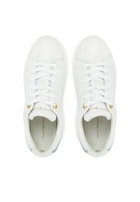 TOMMY HILFIGER - Tommy Hilfiger Sneakersy Chic Court Sneaker FW0FW08642 Biały. Kolor: biały. Materiał: skóra