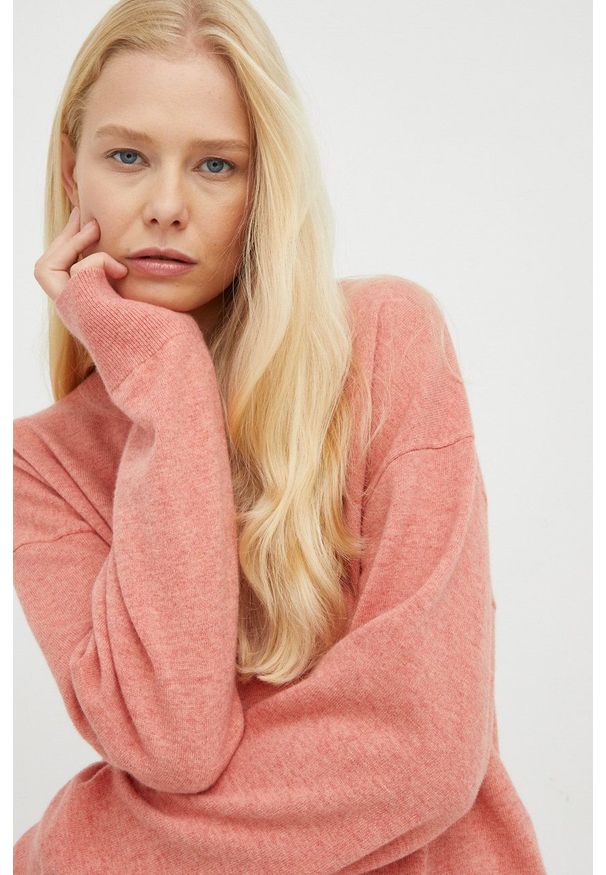 Samsoe & Samsoe - Samsoe Samsoe sweter wełniany damski kolor pomarańczowy lekki. Kolor: pomarańczowy. Materiał: wełna. Wzór: gładki