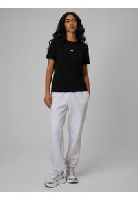 4f - 4F T-shirt regular gładki damski - czarny M. Okazja: na co dzień. Kolor: czarny. Materiał: materiał. Wzór: gładki. Styl: casual, sportowy #2