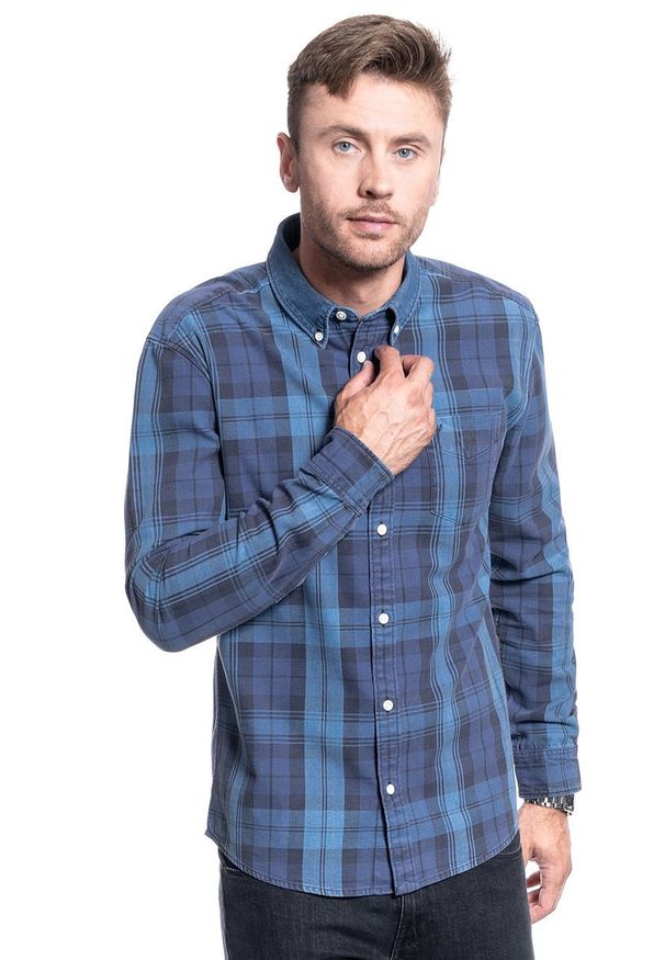 Wrangler - KOSZULA MĘSKA WRANGLER LS 1PKT BUTTON DOWN DARK BLUE TEAL W5A3NTB16 112130032. Typ kołnierza: button down