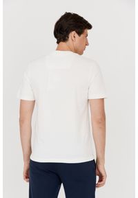 Aeronautica Militare - AERONAUTICA MILITARE Biały t-shirt męski. Kolor: biały. Długość rękawa: krótki rękaw. Długość: krótkie. Wzór: haft