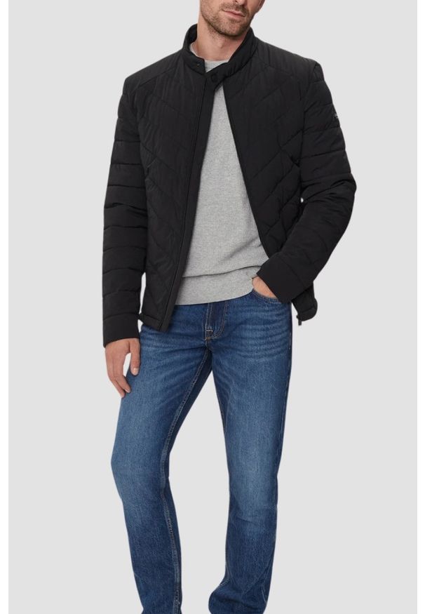 Guess - GUESS Czarna męska kurtka Biker Jacket. Okazja: na co dzień. Kolor: czarny. Materiał: materiał, poliamid, syntetyk, elastan. Styl: casual