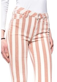 Lee - SPODNIE DAMSKIE LEE SKINNY HIGH WAIST TERACOTTA L626LIMG. Stan: podwyższony