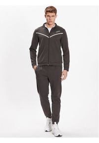 Dres EA7 Emporio Armani. Kolor: szary. Materiał: syntetyk, dresówka #1