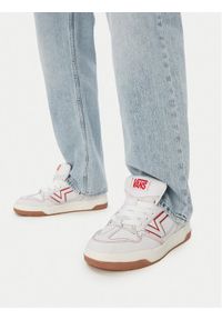 Vans Sneakersy Upland VN000D6FYF91 Écru. Kolor: kremowy. Materiał: skóra #1