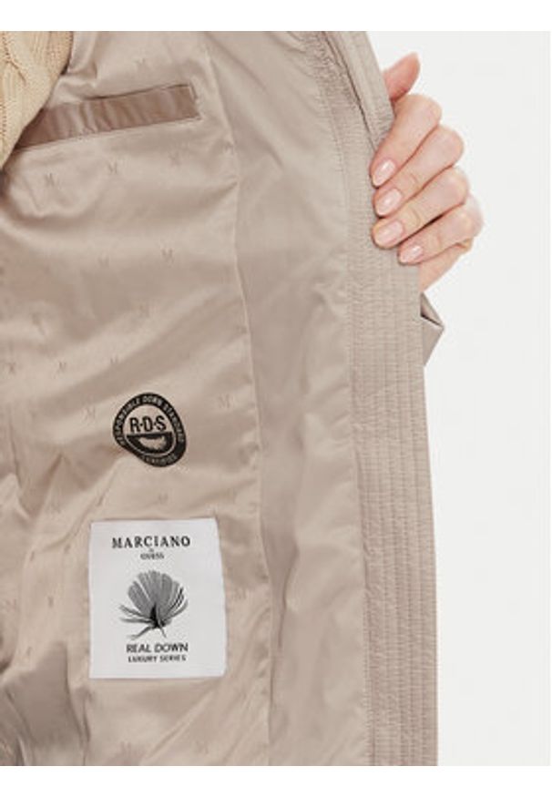 Marciano Guess Kurtka zimowa 5BGL38 7374A Écru Regular Fit. Materiał: syntetyk. Sezon: zima