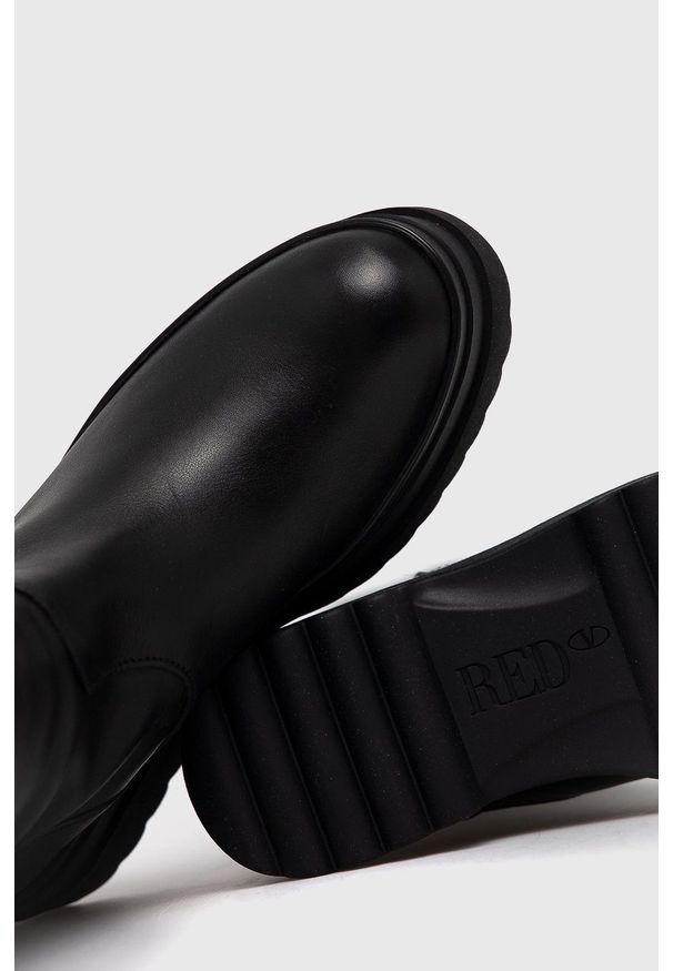 Red Valentino - Kozaki skórzane. Nosek buta: okrągły. Kolor: czarny. Materiał: skóra. Szerokość cholewki: normalna. Obcas: na platformie