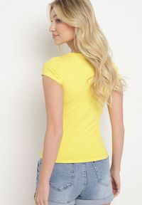 Born2be - Żółty T-shirt Bawełniany Ozdobiony Cyrkoniami Heronia. Okazja: na co dzień. Kolor: żółty. Materiał: bawełna. Długość rękawa: krótki rękaw. Długość: krótkie. Wzór: aplikacja. Styl: casual, sportowy #3