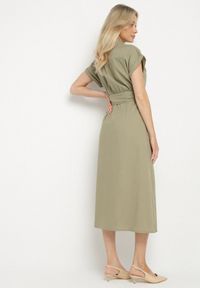 Born2be - Zielona Bawełniana Sukienka Koszulowa na Krótki Rękaw z Dodatkowym Paskiem Callira. Okazja: na spacer, na co dzień. Kolor: zielony. Materiał: bawełna. Długość rękawa: krótki rękaw. Typ sukienki: koszulowe. Styl: casual, elegancki #7