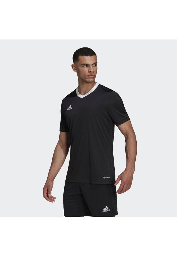 Adidas - Koszulka piłkarska męska adidas Entrada 22 Jersey. Kolor: czarny. Materiał: jersey, poliester. Sport: piłka nożna