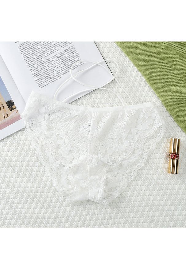 Intica - Figi koronkowe z paskami na co dzień i na specjalne okazje Milou. Kolor: biały. Materiał: koronka. Wzór: paski, koronka