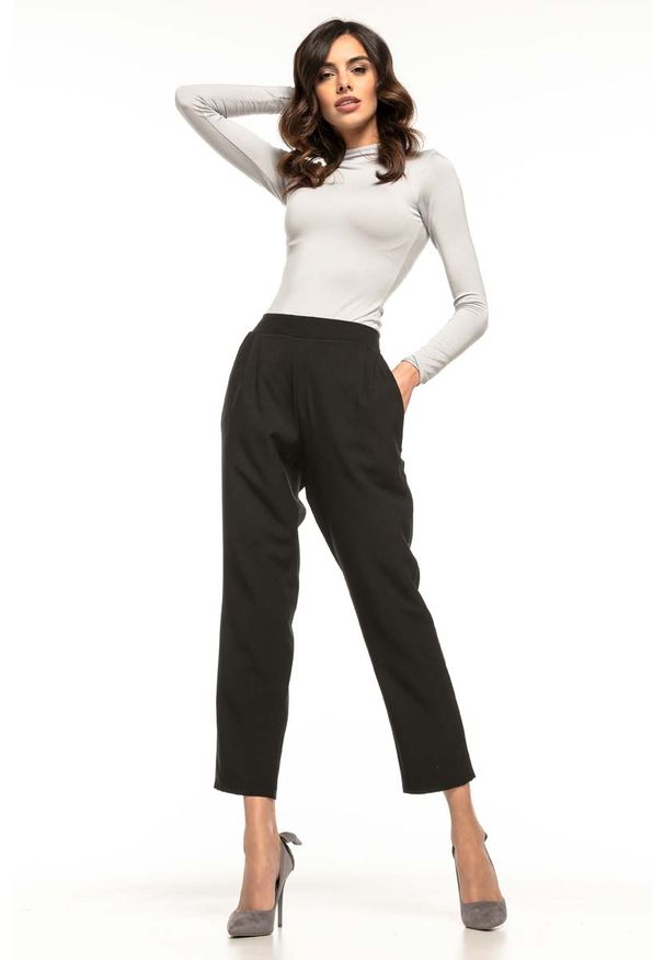 Tessita - Czarne Stylowe Cygaretki z Gumą w Pasie. Kolor: czarny. Materiał: guma. Styl: elegancki