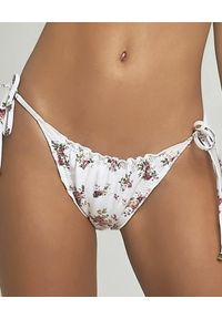 EMPRESS BRASIL - Dół od bikini Joy Floral. Stan: obniżony. Kolor: biały. Materiał: tkanina. Wzór: nadruk, kwiaty