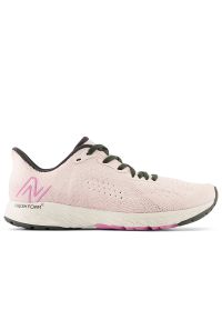 Buty New Balance Fresh Foam Tempo v2 WTMPOCB2 - różowe. Kolor: różowy. Materiał: materiał, syntetyk. Szerokość cholewki: normalna. Wzór: haft. Sport: fitness