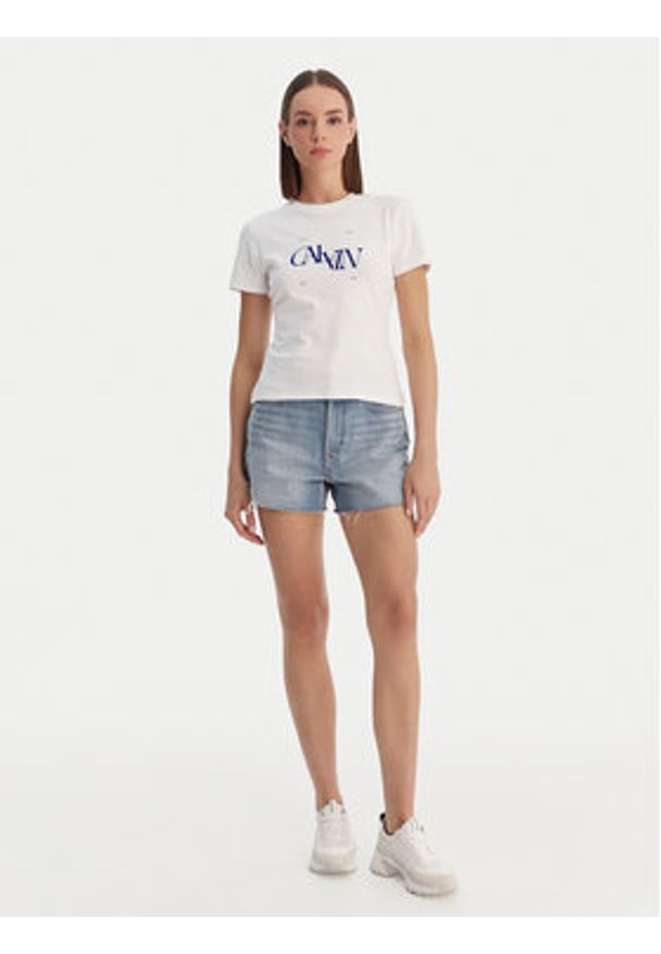 Calvin Klein Jeans T-Shirt Seasonal LV047F808G Biały Slim Fit. Kolor: biały. Materiał: bawełna