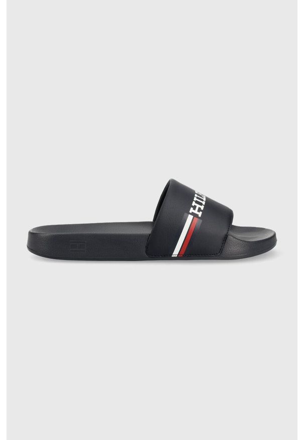 TOMMY HILFIGER - Tommy Hilfiger klapki CORPORATE FLAG POOL męskie kolor granatowy FM0FM04613. Kolor: niebieski. Materiał: tworzywo sztuczne