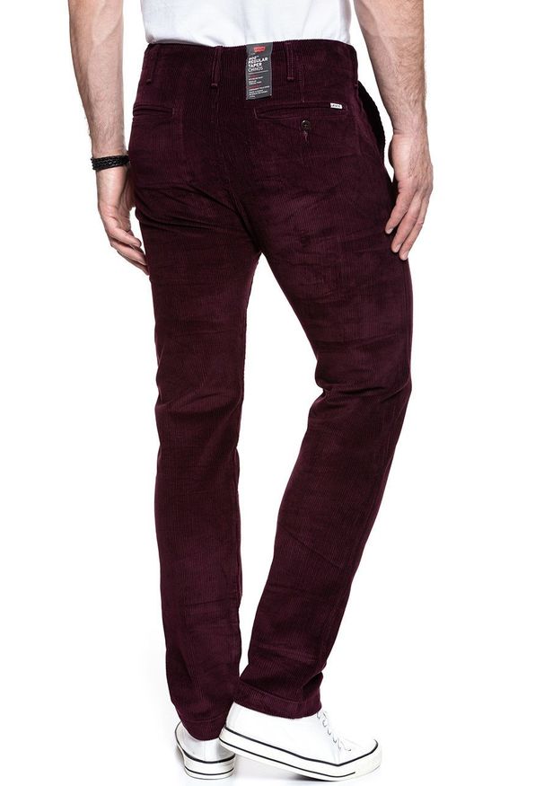 Levi's® - LEVI’S 502 REGULAR TAPER MĘSKIE SPODNIE SZTRUKSOWE SZTRUKS RED 521630010. Materiał: sztruks