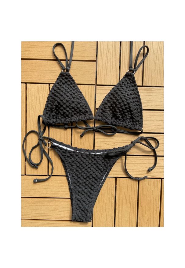 Intica - Bikini plażowe z regulowanymi ramiączkami Swaroop. Kolor: czarny. Materiał: materiał