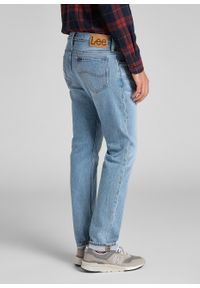 Lee - LEE RIDER MĘSKIE SPODNIE JEANSOWE WORN NEW HILL L701MWIR